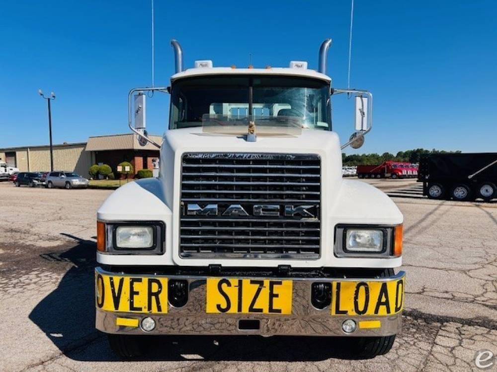 2007 Mack CHN613