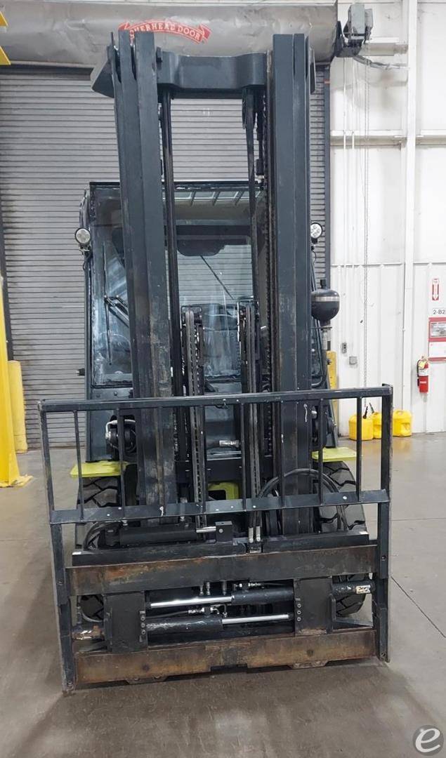 2020 Clark C40B