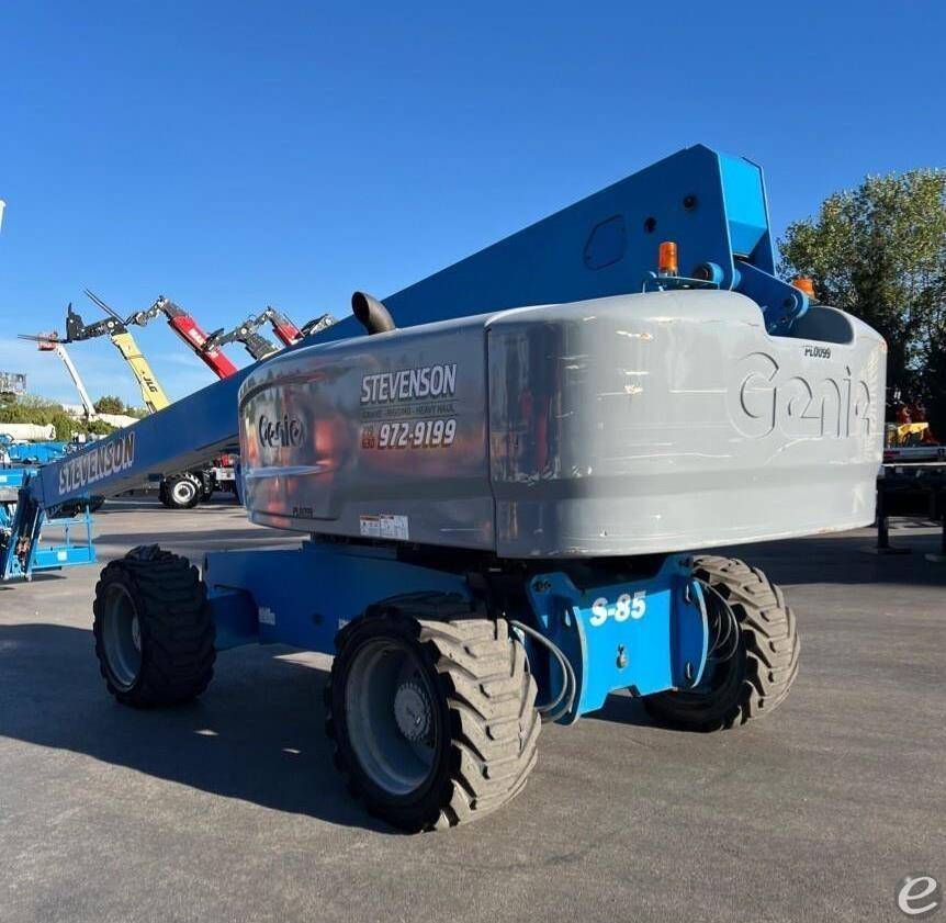 2013 Genie S85