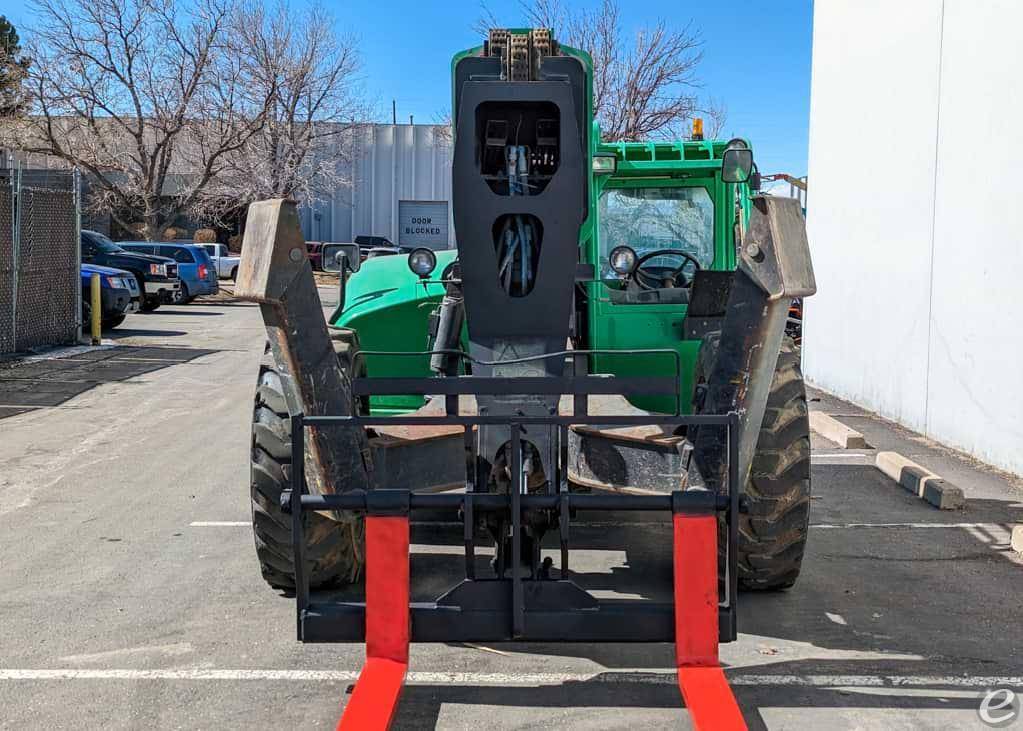 2015 JLG G12-55A