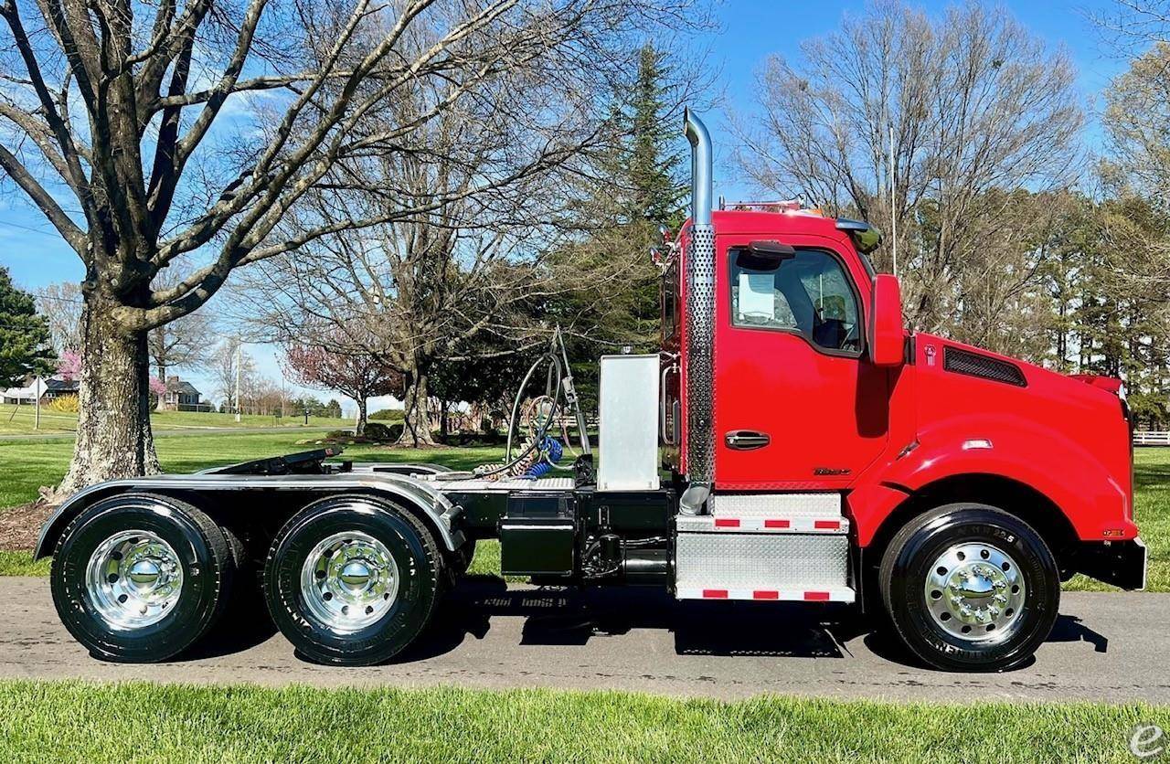 2020 Kenworth T880
