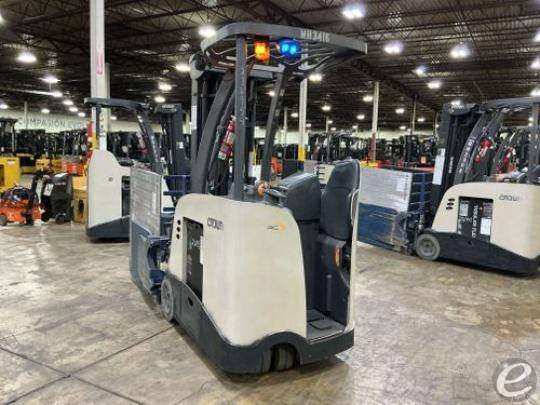 2023 Crown RC5735-35