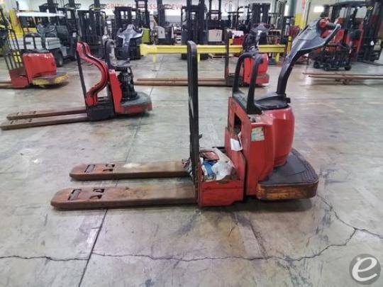 2010 Raymond 8400 Electric Forklift - 123Forklift
