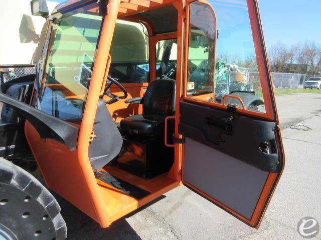 2015 JLG G9-43A
