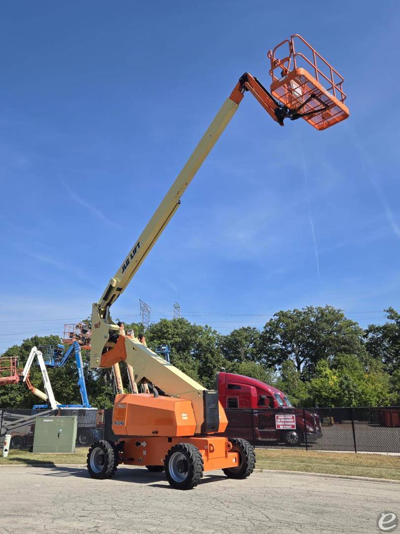 2019 JLG 800AJ