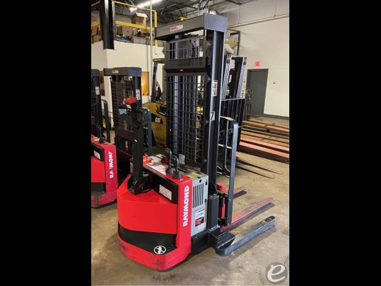 Raymond Model Rsc40 2021 Electric Raymond Electric Walkie Straddle Stacker | Eliftruck