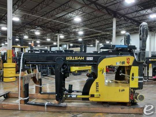2017 Hyster N45ZR2-21.5 Electric Reach Truck - 123Forklift