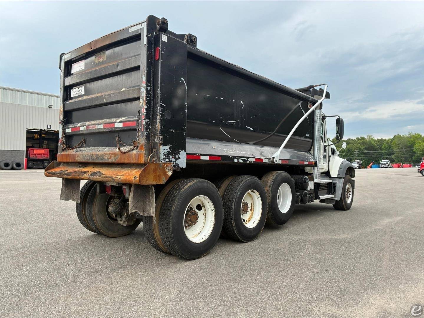 2019 Mack GRANITE GU713