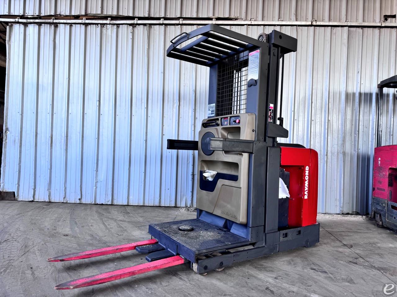 2007 Raymond 540-OPC30TT Electric Order Picker - 123Forklift