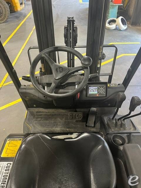 2014 Hyundai 15BT-9