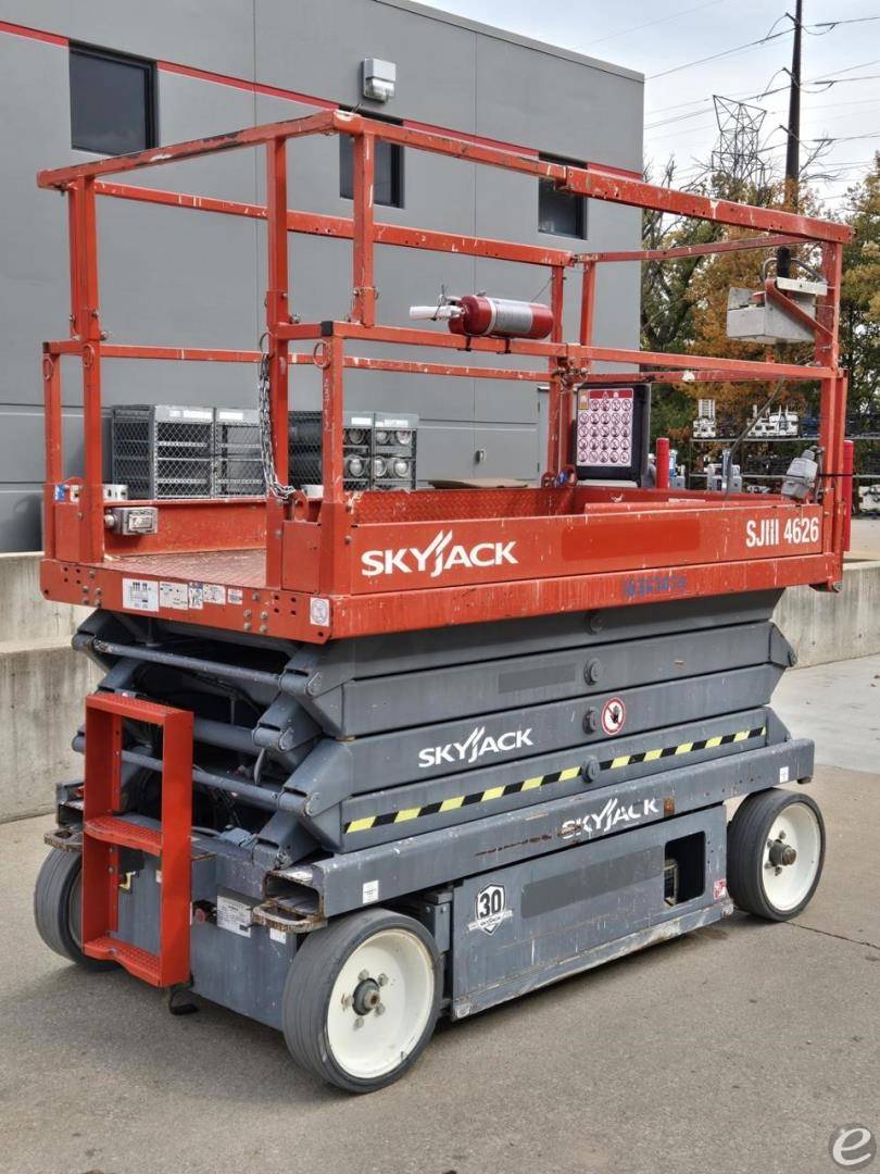 2015 Skyjack SJIII4626 Electric Scissor Lift - 123Forklift