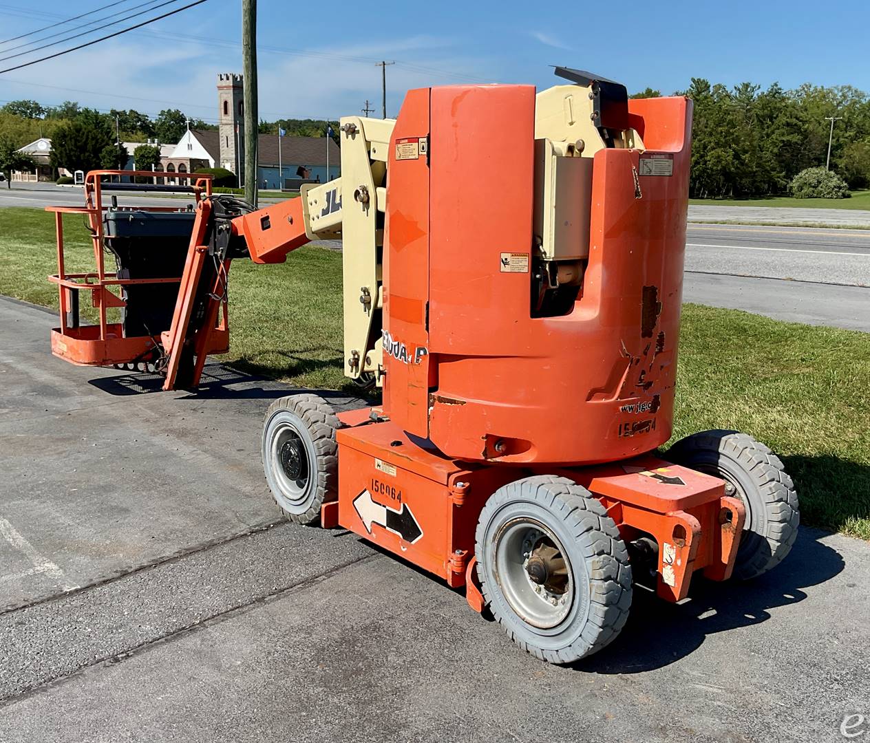 2015 JLG E300AJP