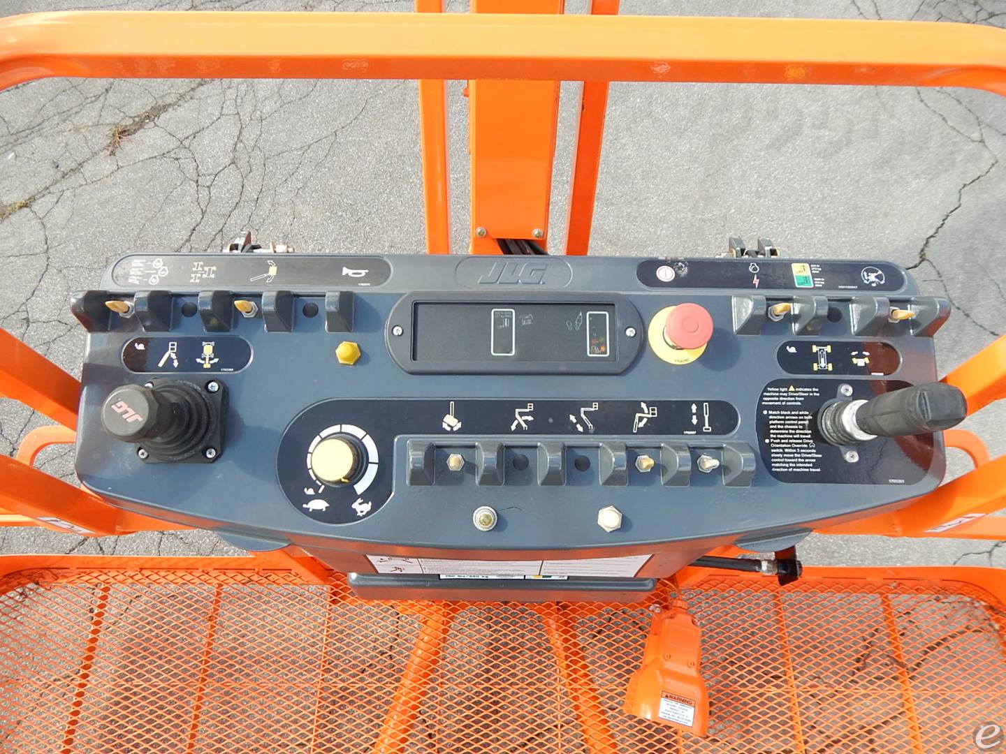 2017 JLG 860SJ
