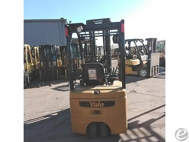 2019 Yale ERP040VT