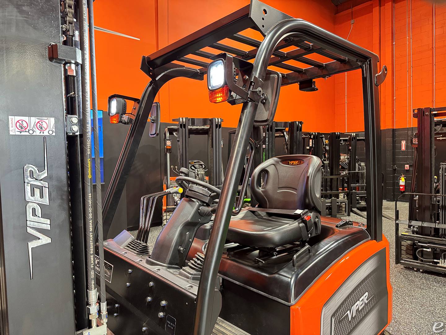 2026 Viper Lift Trucks FB25V