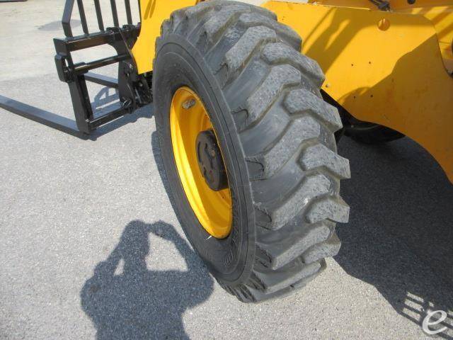 2015 JCB 509-42