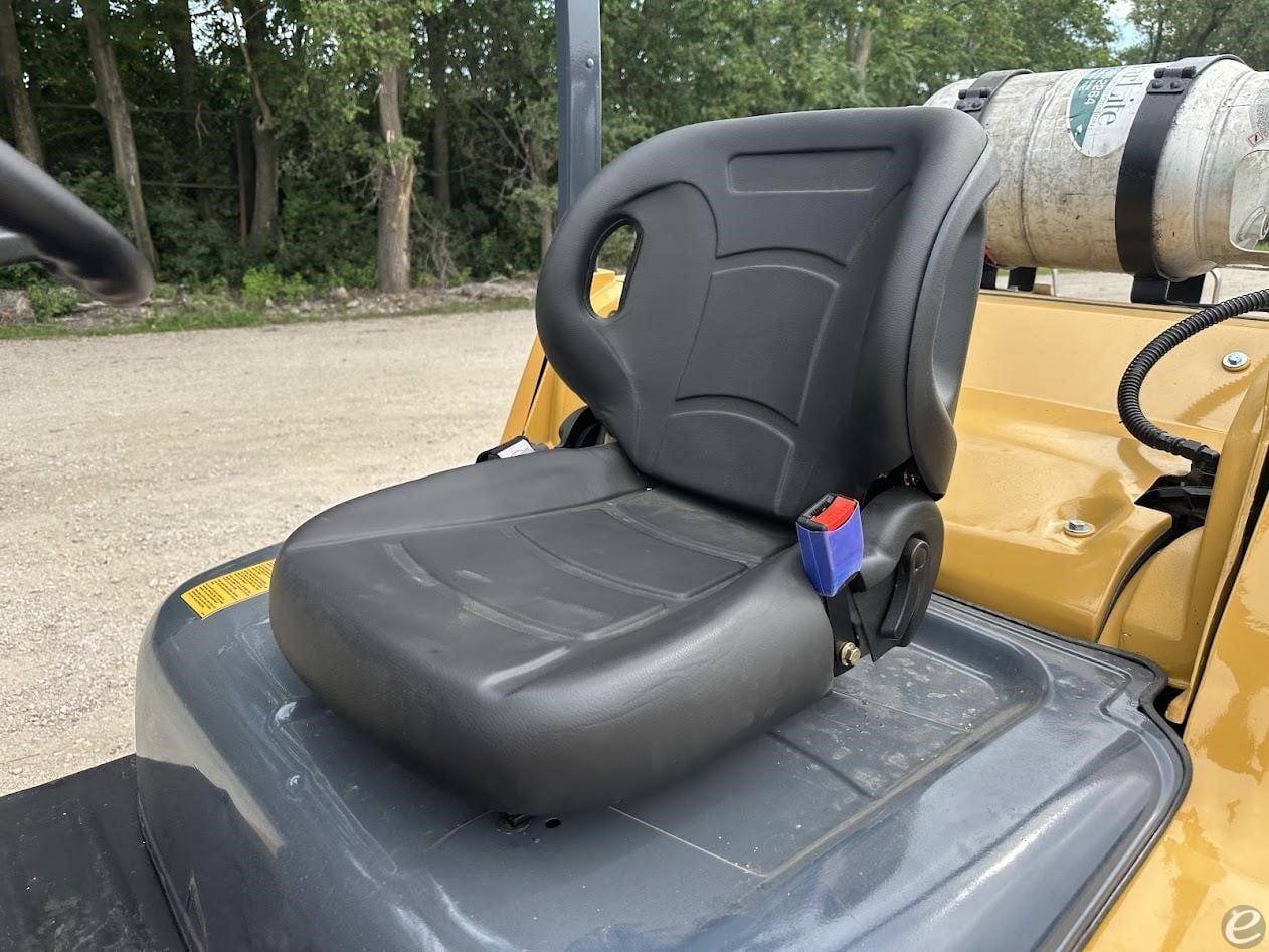 2014 Mitsubishi FG50CN1