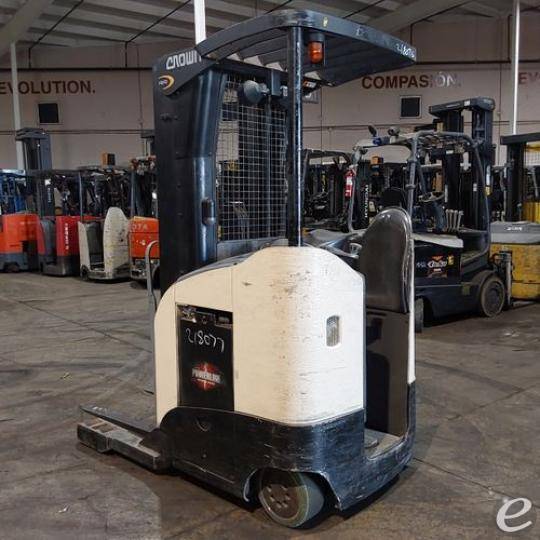 2019 Crown RR5725-45