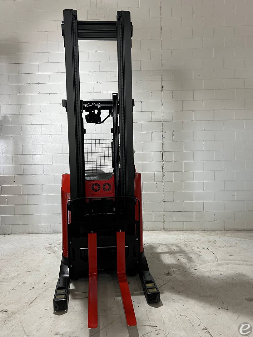 2019 Raymond 750 R45TT