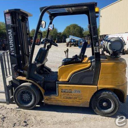 2020 Hyundai 25L-7A Pneumatic Tire Forklift - 123Forklift