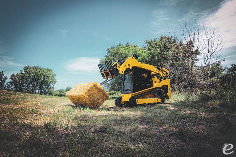 2026 Gehl VT320