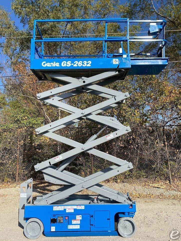 2014 Genie GS2632 Electric Scissor Lift - 123Forklift