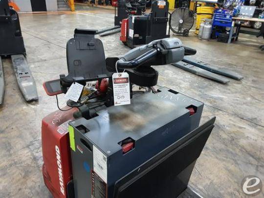2015 Raymond 8510