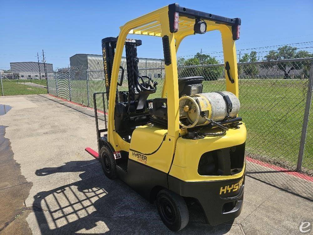 2017 Hyster H30FT LP Gas Forklift - 123Forklift