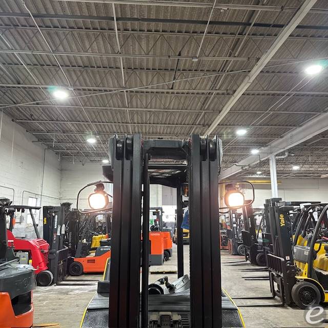 2022 Yale ESC040AD