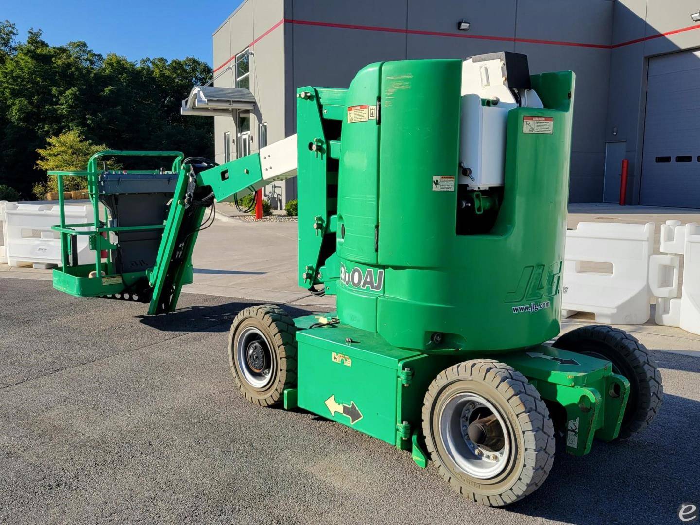 2014 JLG E300AJ Electric Boom Lift - 123Forklift