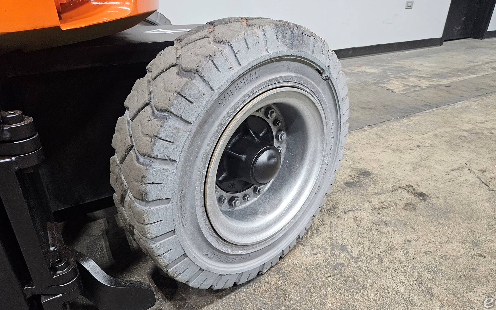 2012 JLG E300AJP