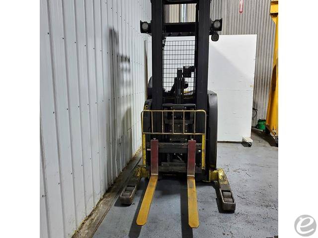 2010 Hyster N35ZRS Electric Reach Truck - 123Forklift