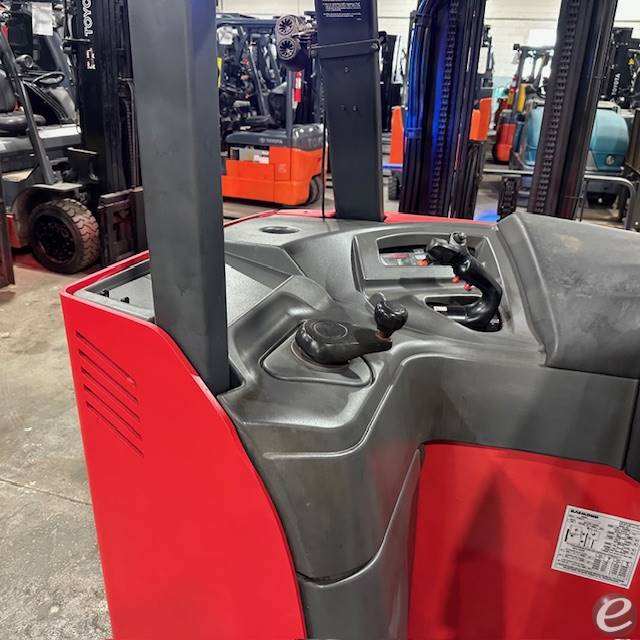 2022 Raymond 425-C40TT