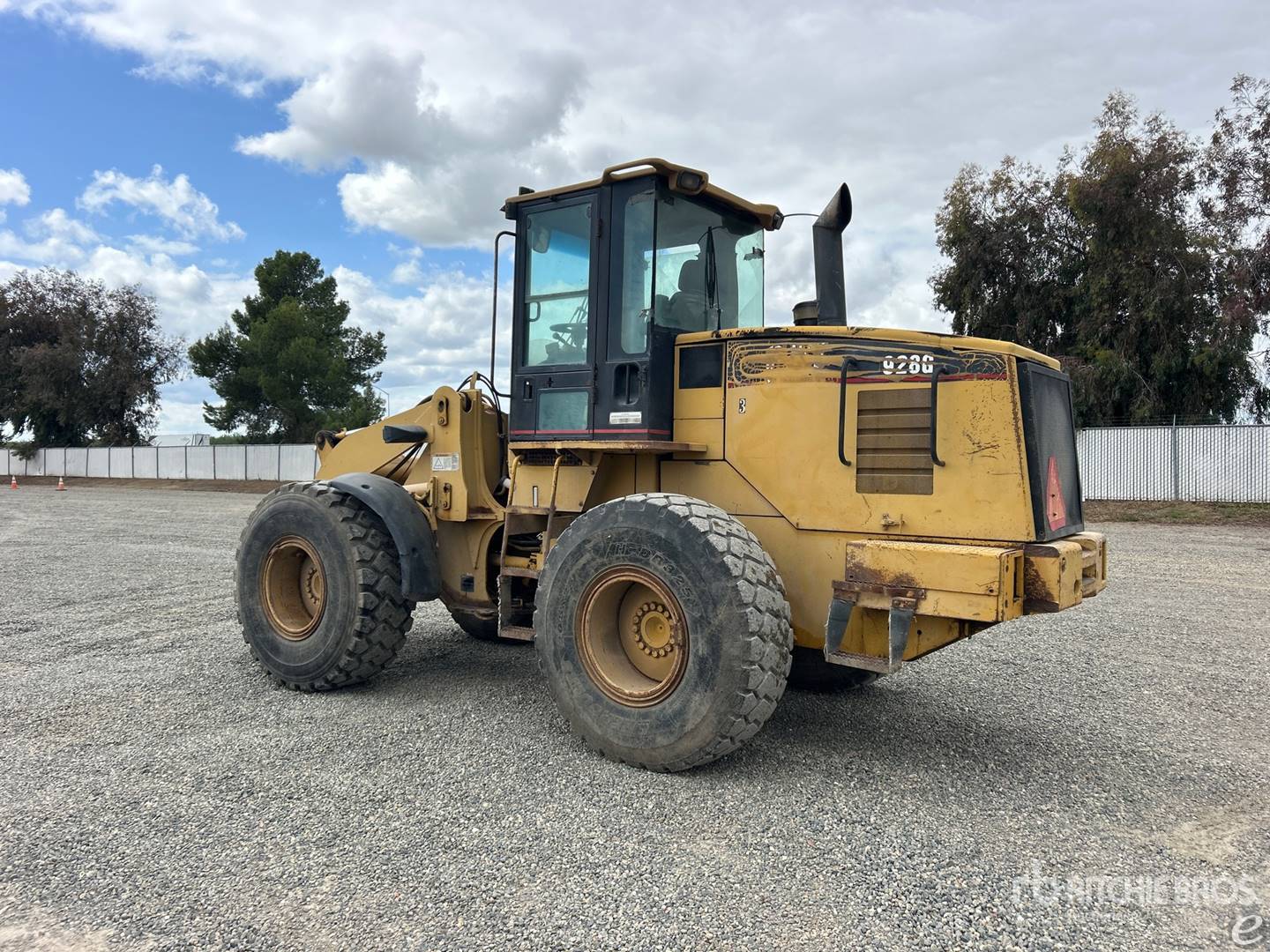 2002 Cat 928G