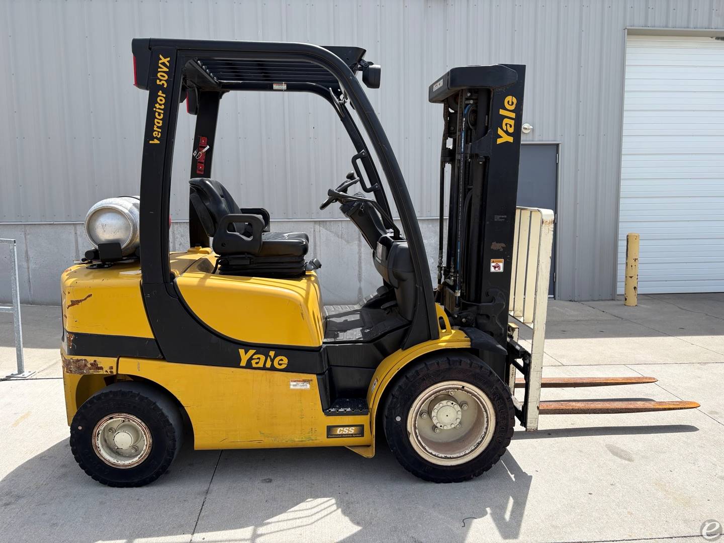 2016 Yale GLP050VX