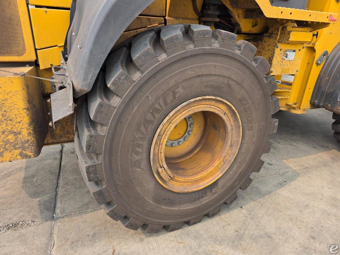 2022 John Deere 644 P-TIER