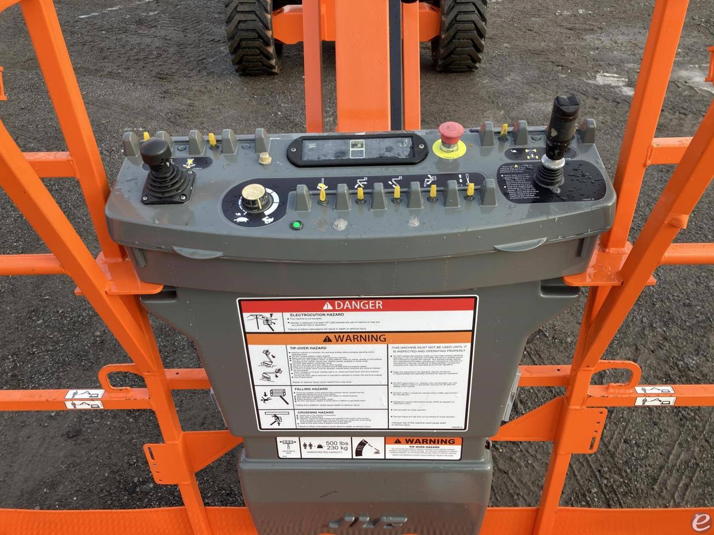 2010 JLG 800AJ