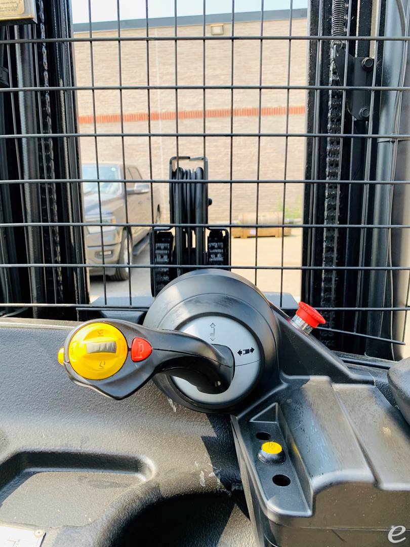 2018 Yale NR045EB Electric Reach Truck - 123Forklift