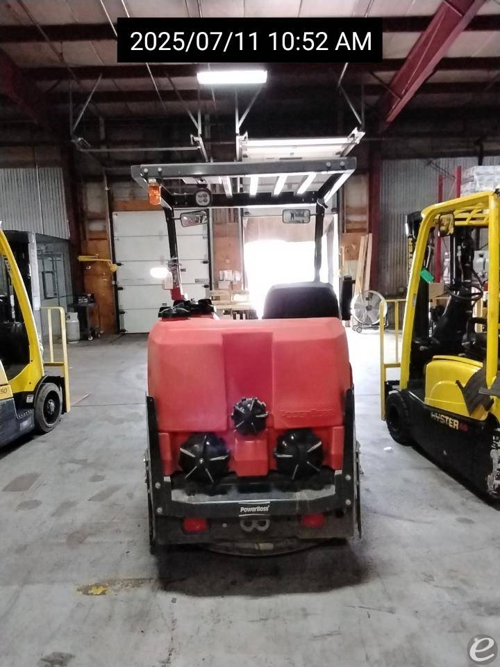 2016 Power Boss TSS82KLPG