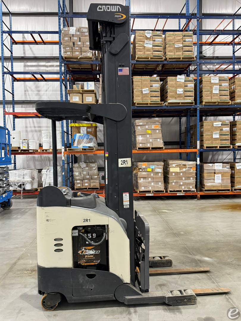 2015 Crown RR5725-45