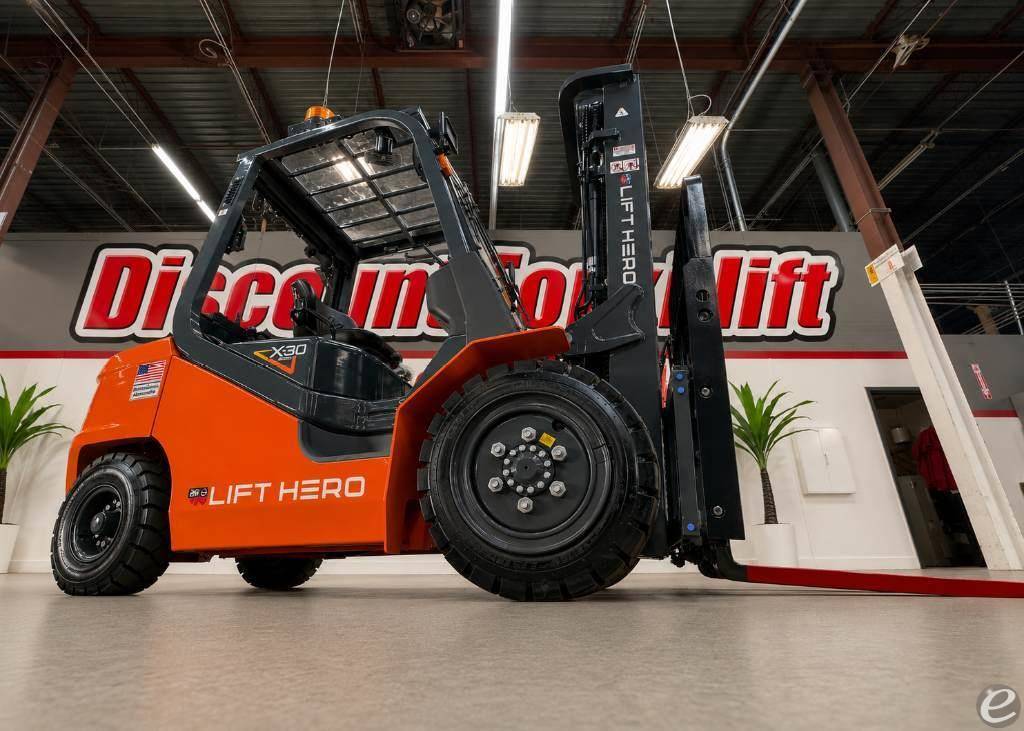 2026 Lift Hero CPCD30-X- MODEX