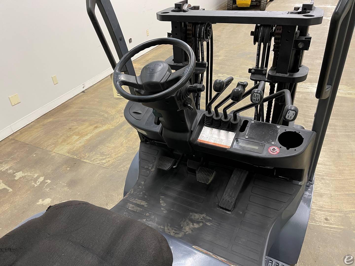 2010 Toyota 8FGCU20 LP Gas Forklift - 123Forklift