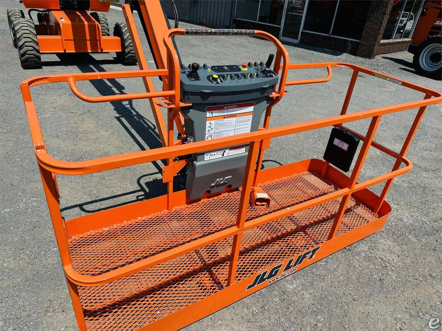 2012 JLG 660SJ