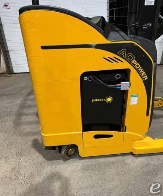 2010 Yale NR035EANL36TE095 Electric Reach Truck - 123Forklift