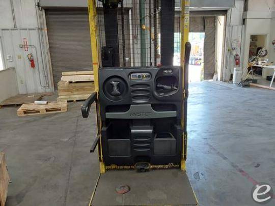 2016 Hyster R30XM3