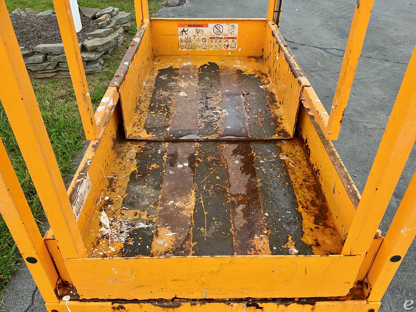 2017 Hy-Brid Lifts HB1230S3