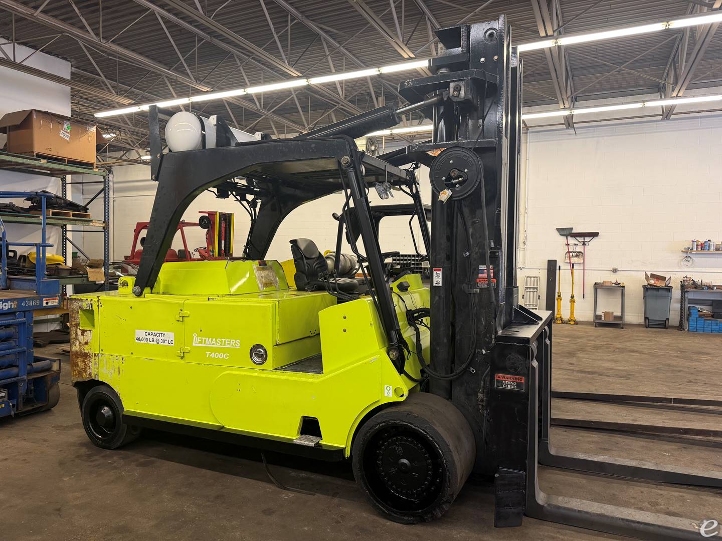 2019 Royal T400C