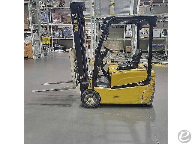 2019 Yale ERP040VT