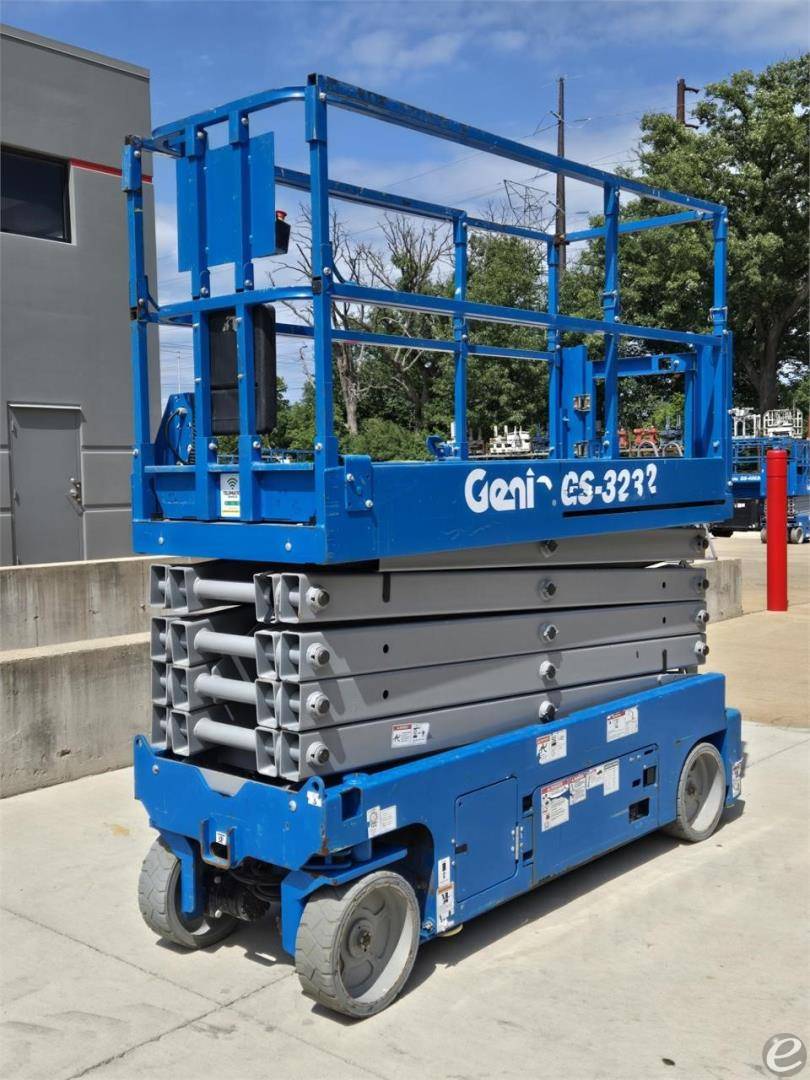 2016 Genie GS3232 Electric Scissor Lift - 123Forklift