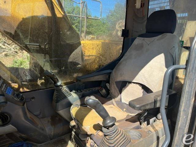 2019 Komatsu PC210 LC-11